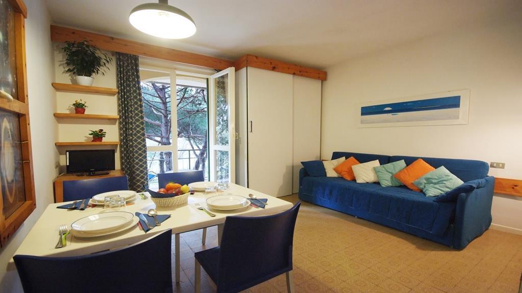 Residence Golfo Della Лакона Екстер'єр фото